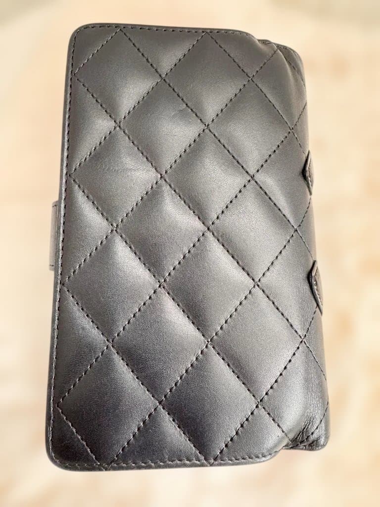 CHANEL　 カンボンライン　二つ折り財布　ラウンドファスナー