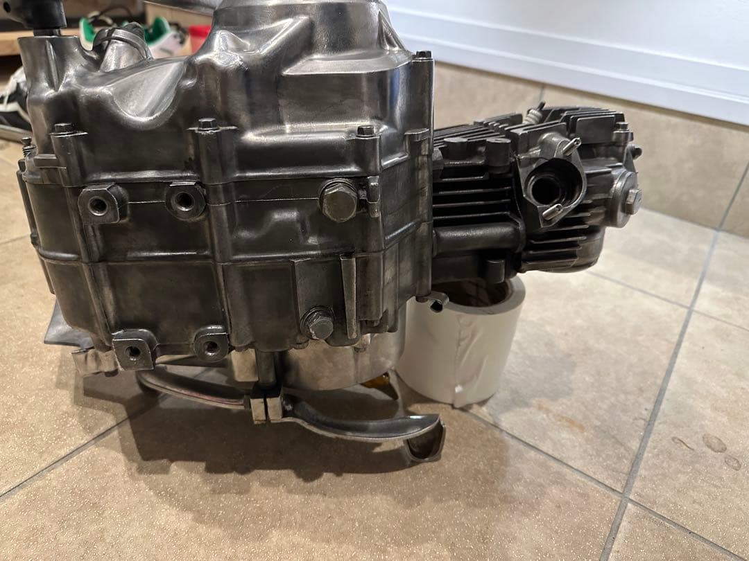 エンジン　カブ　モンキー　DAXシャリー実動車下ろし　美品低走行12V 72cc