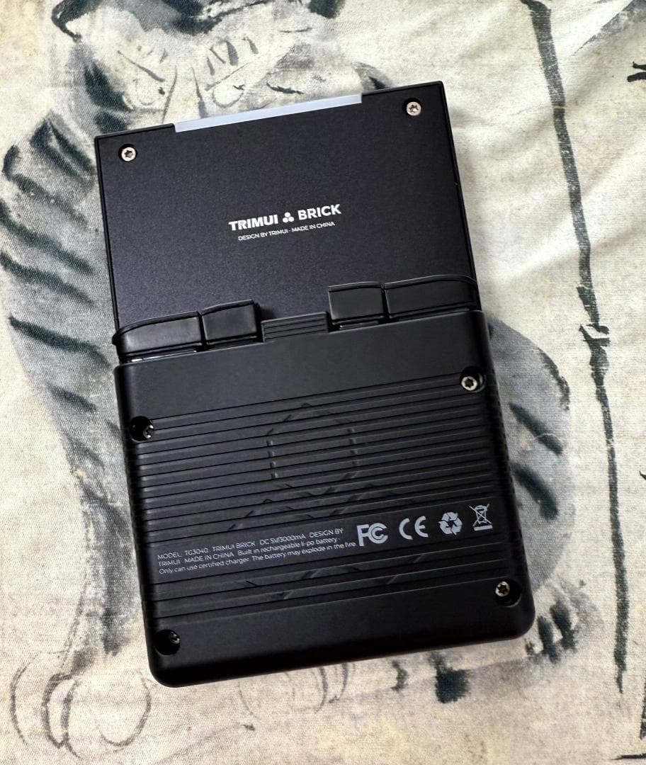 TRIMUI BRICK ブラック + 64GB SDカード