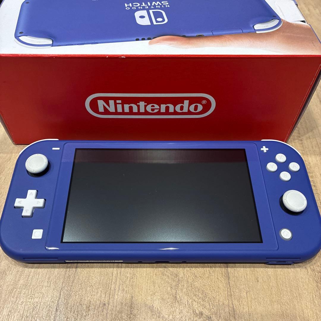 ［美品］Nintendo Switch Lite 青色 本体 充電器付き
