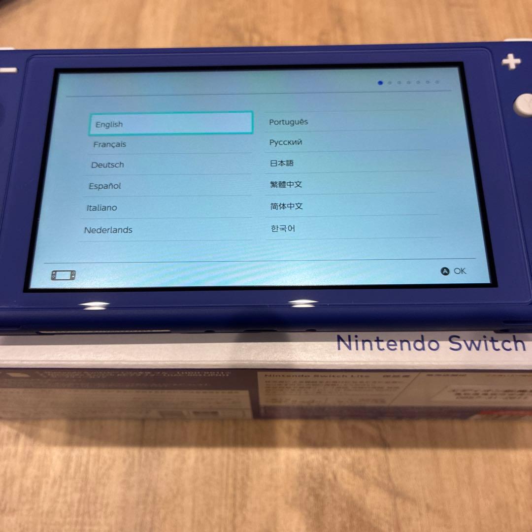 ［美品］Nintendo Switch Lite 青色 本体 充電器付き