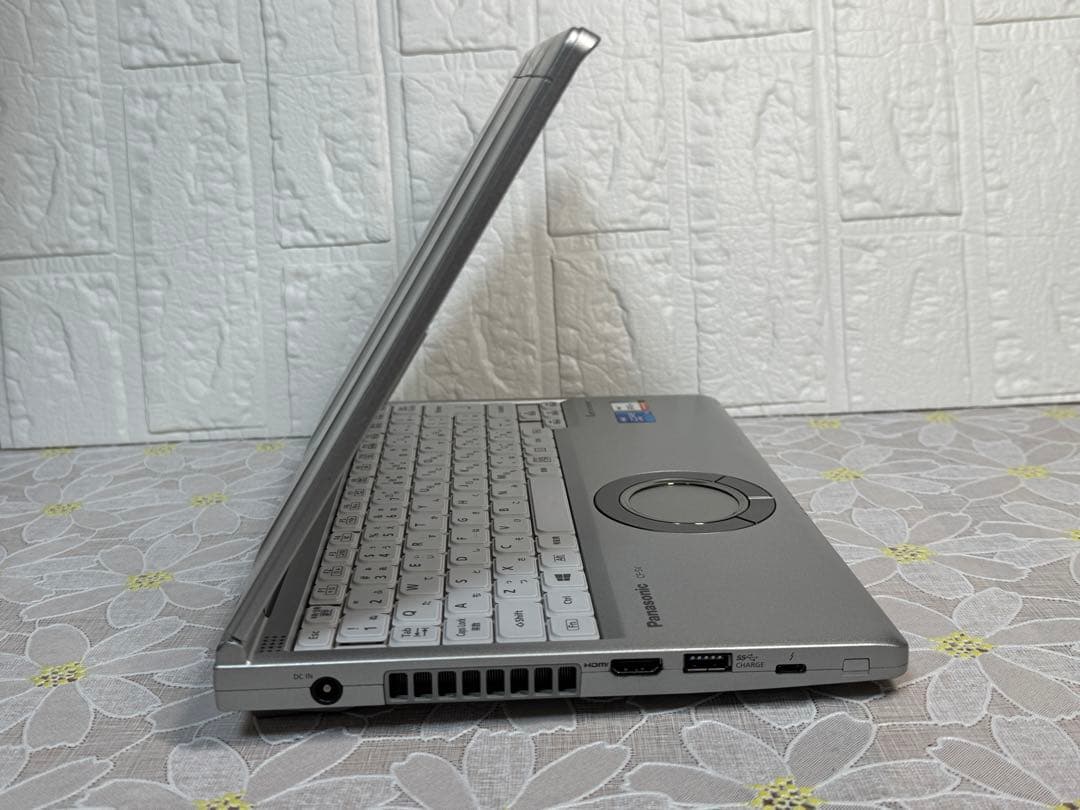 DVD Panasonic レッツノート CF-SV1 16GB/SSD256