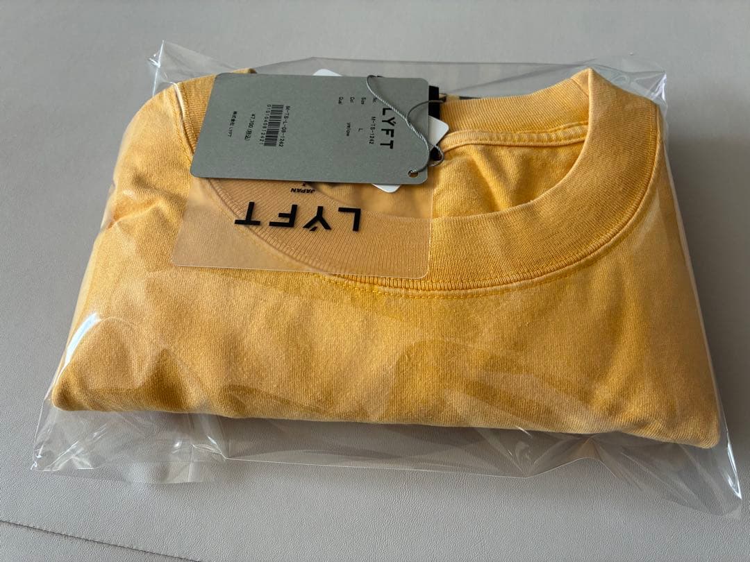 LYFT ダンベルグラフィックTシャツ　イエロー