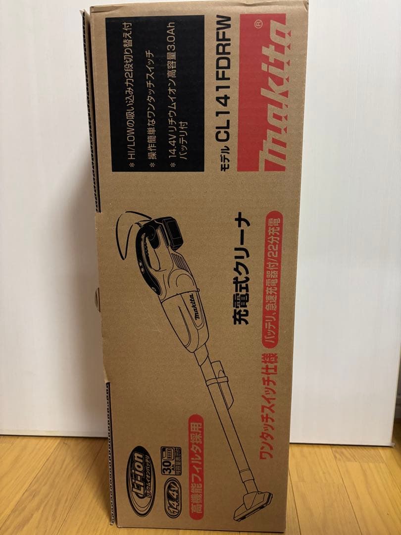 葉月！新品未使用　Makita CL141FDRFW マキタクリーナー
