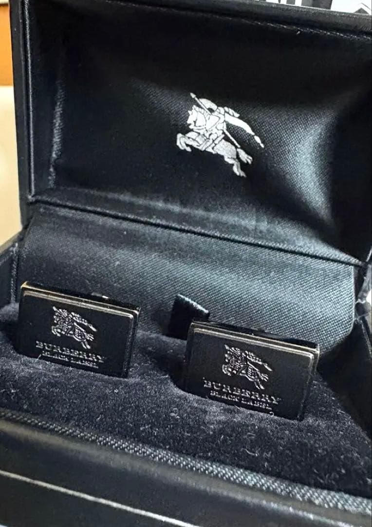 BURBERRY BLACK LABELタイピン&カフスセット