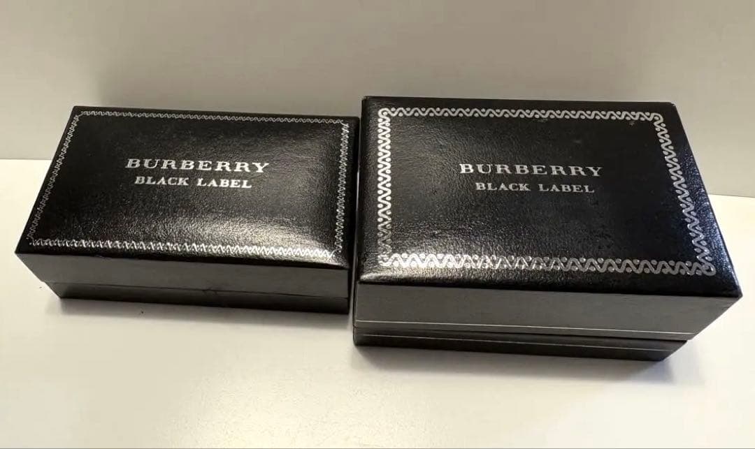 BURBERRY BLACK LABELタイピン&カフスセット