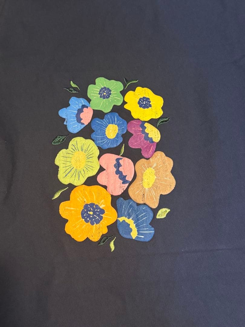 niko and/THEBOYFRIEND ネイビー 花柄 Tシャツ