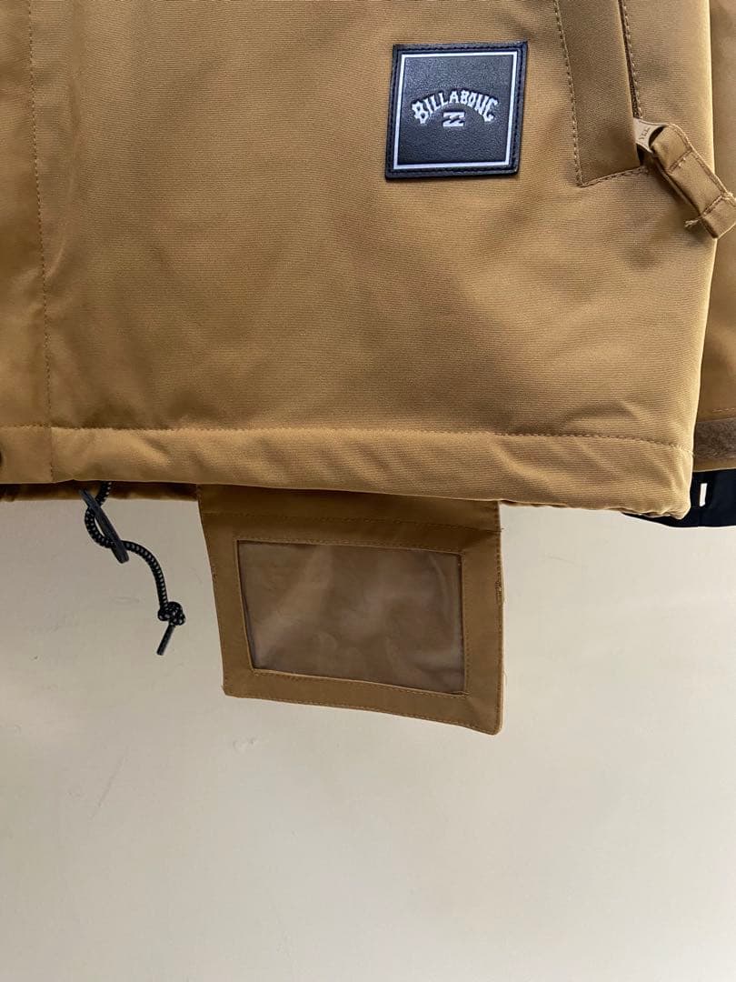 【上下セット】BILLABONG/ビラボン スノーウェア 上下セット XLサイズ