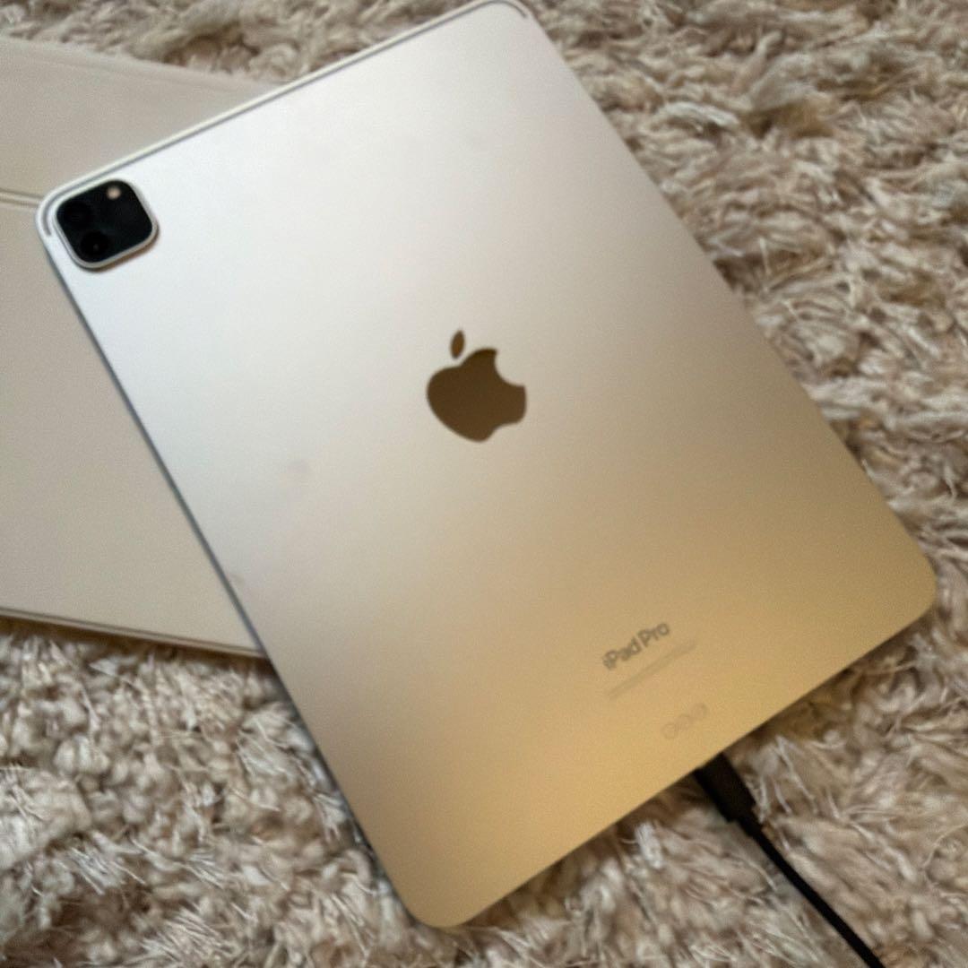【hiro】Apple iPad Pro 11インチ（第4世代）128GB