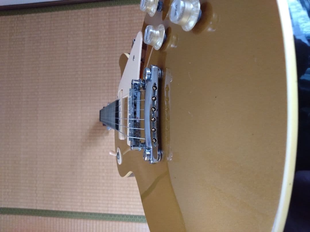 価格交渉ご自由に!レスポール　ゴールドトップ