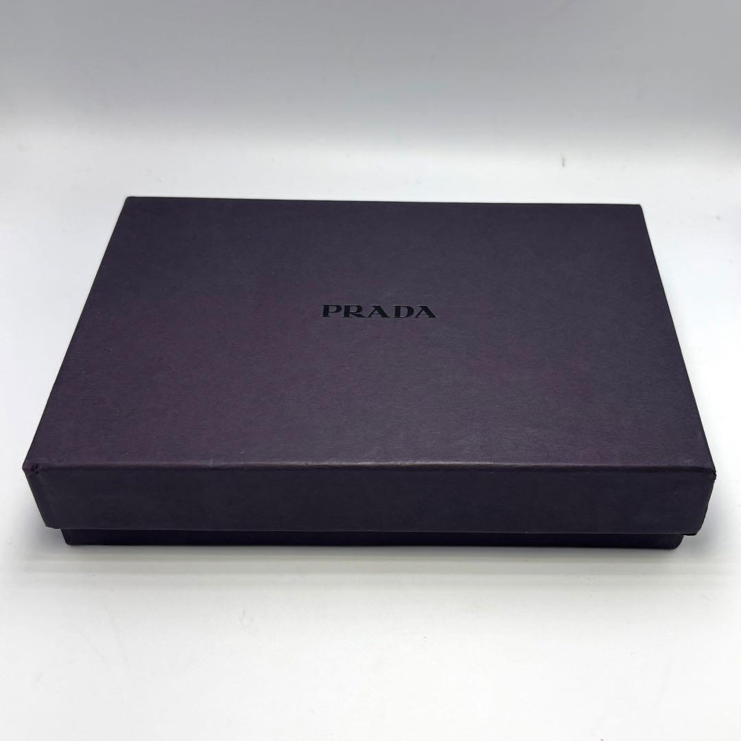 hiro　　PRADA プラダ サフィアーノ レザー カードケース