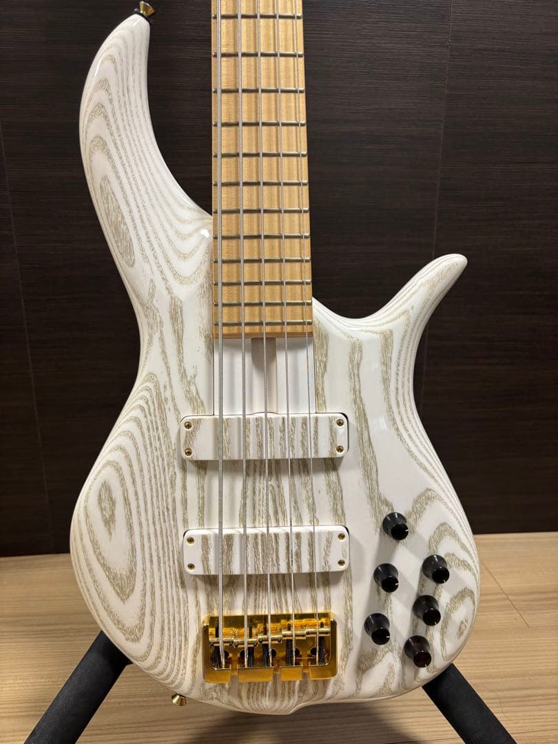 ベース F-BASS BN5 f bass