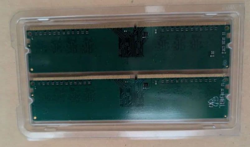 Crucial DDR4-2666 16GB(8GB×2) メモリ