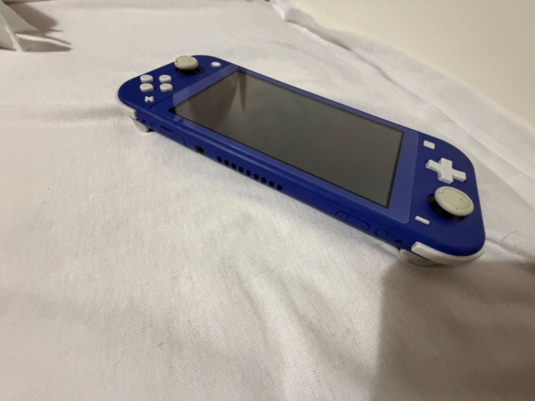 メ*ー様 switch lite 本体　ブルー　ニンテンドー
