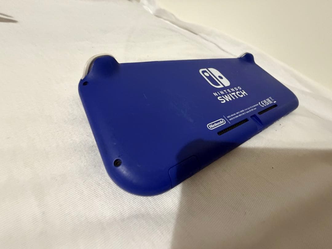 メ*ー様 switch lite 本体　ブルー　ニンテンドー