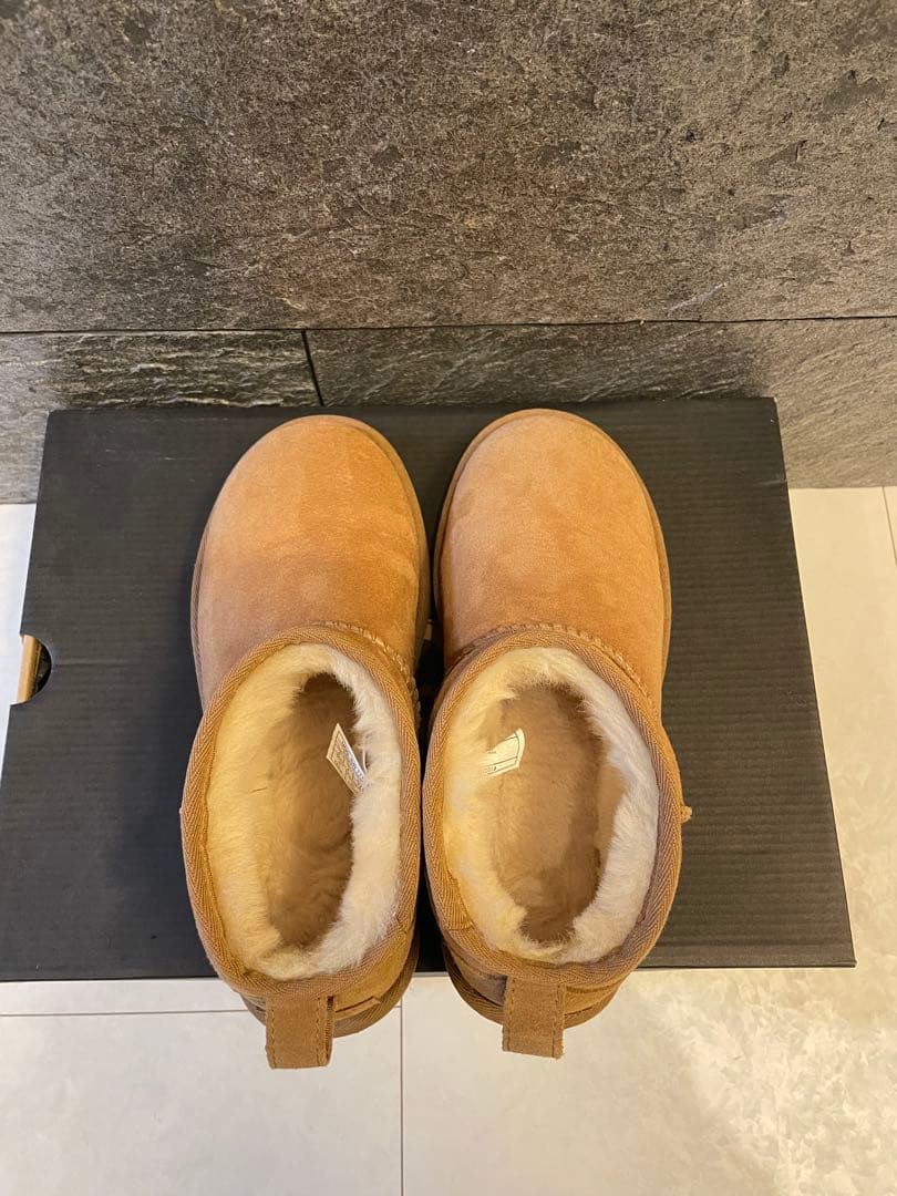 UGGムートンブーツ