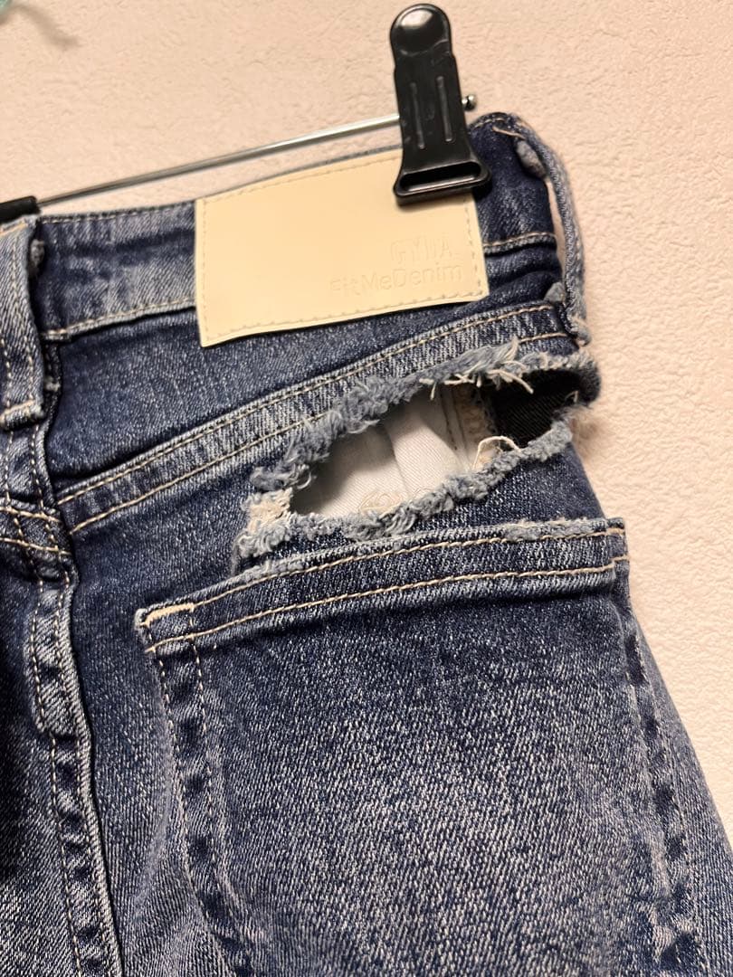 ❤︎GYDA ハイウエスト　PEEPダメージスキニーデニムパンツ❤︎