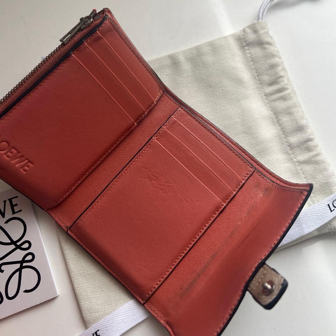 208 美品 LOEWE ロエベ 3つ折り財布
