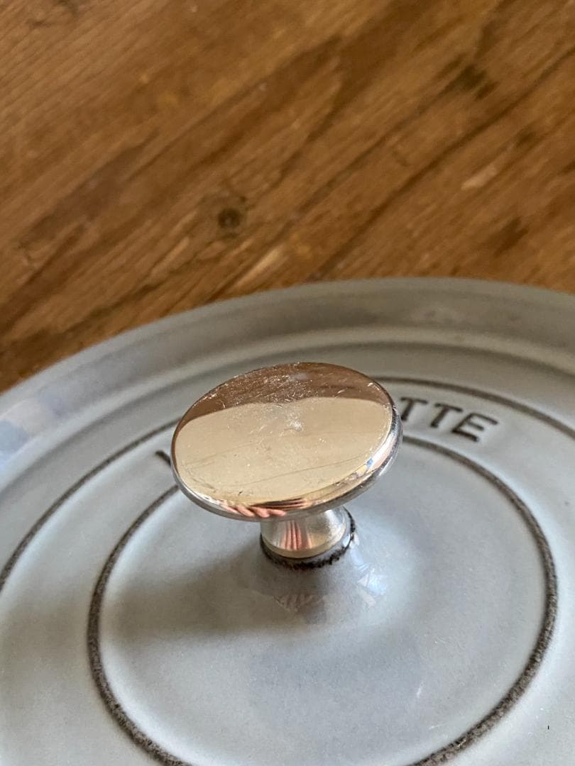 STAUB La Cocotte 22cm 両手鍋 鋳物鍋 ラウンド