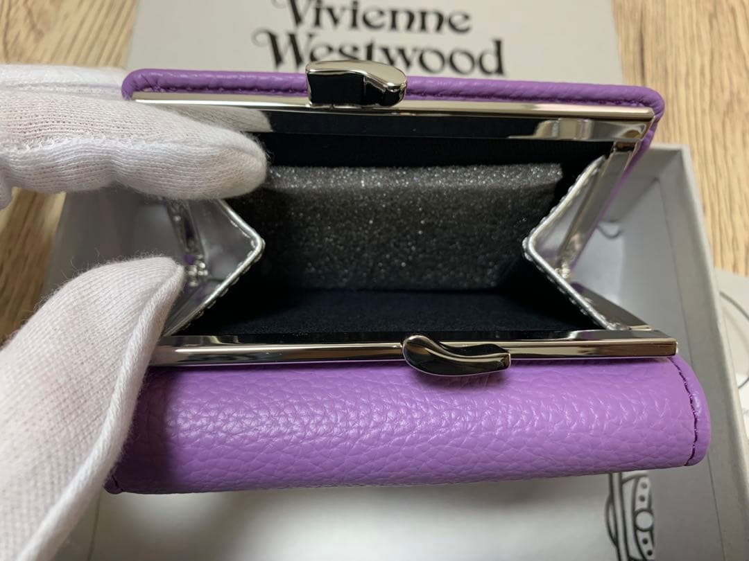 新品・タグ付　Vivienne Westwood 三つ折り財布 パープル