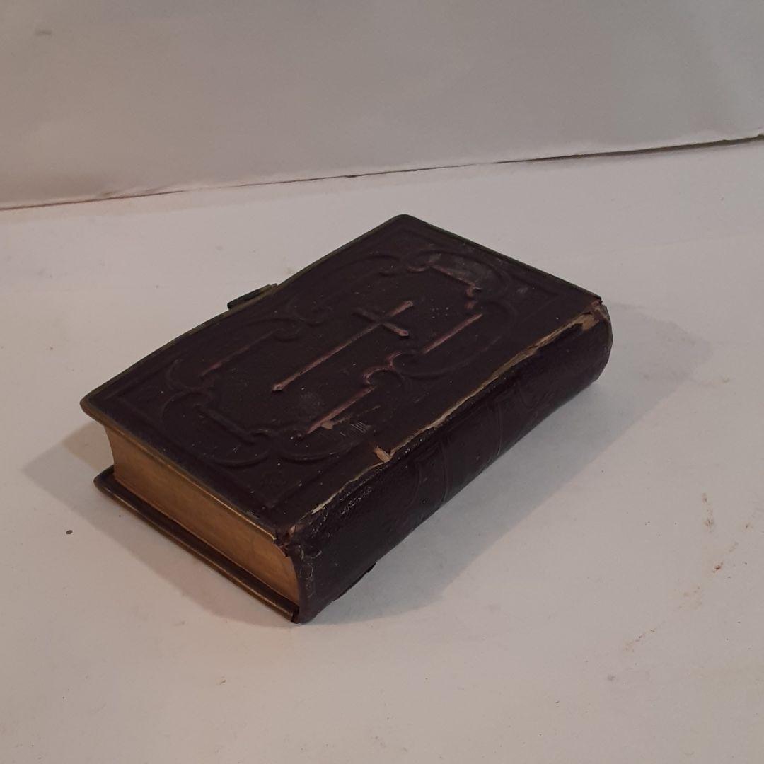 19世紀フランスの聖書祈祷書