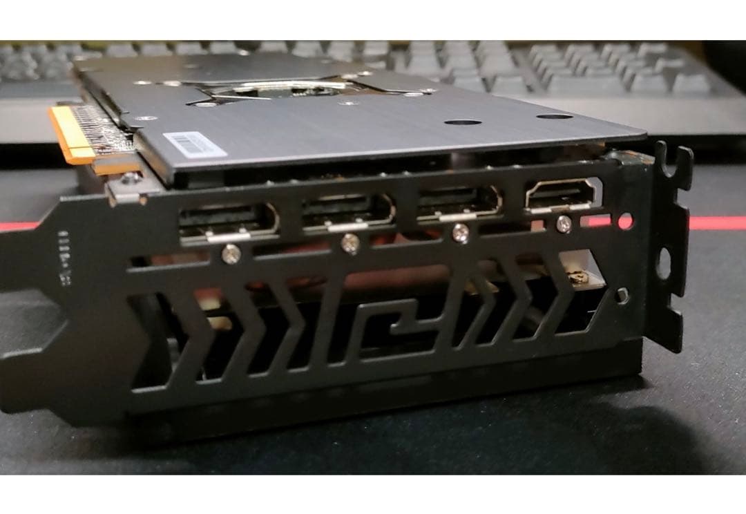 グラフィックボード・グラボ・ビデオカード RX7800XT GDDR6 16GB RD-RX7800XT-E16GB/