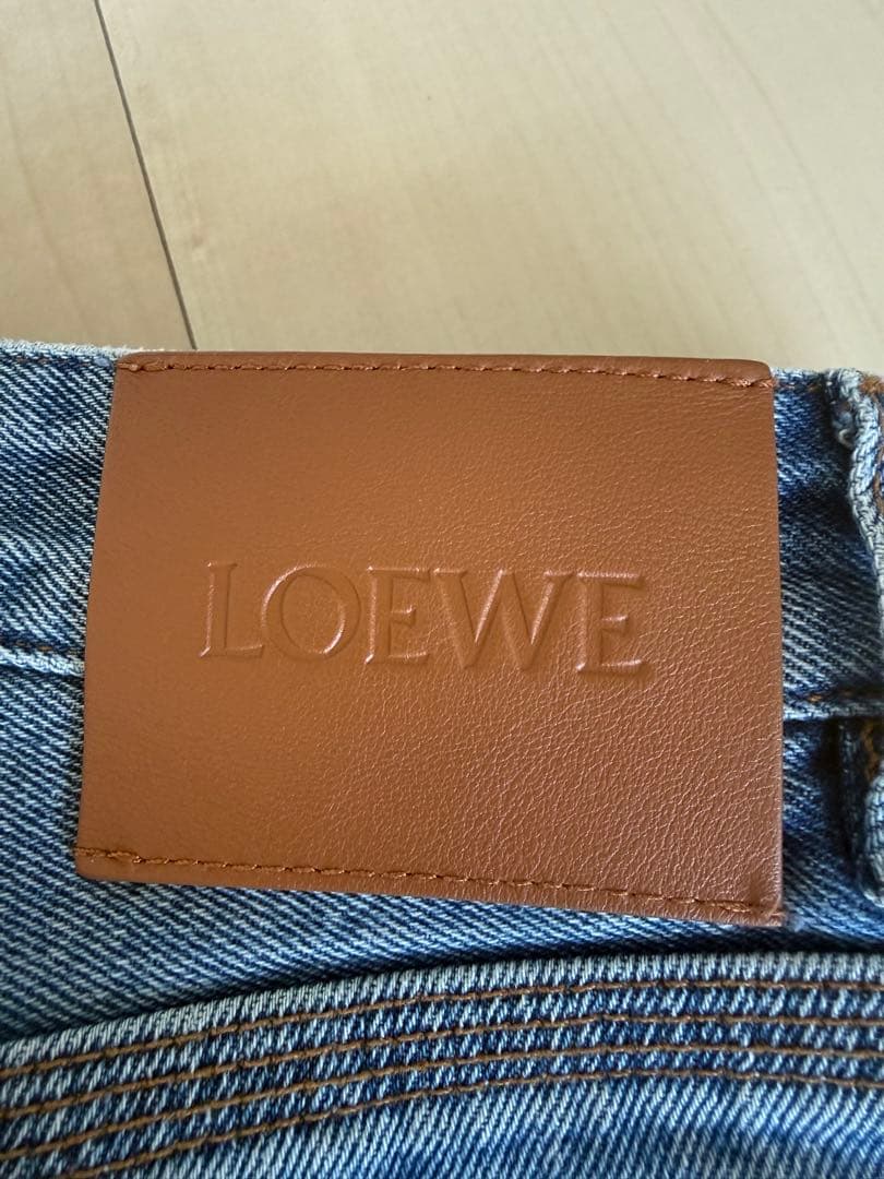 LOEWE デニムパンツ