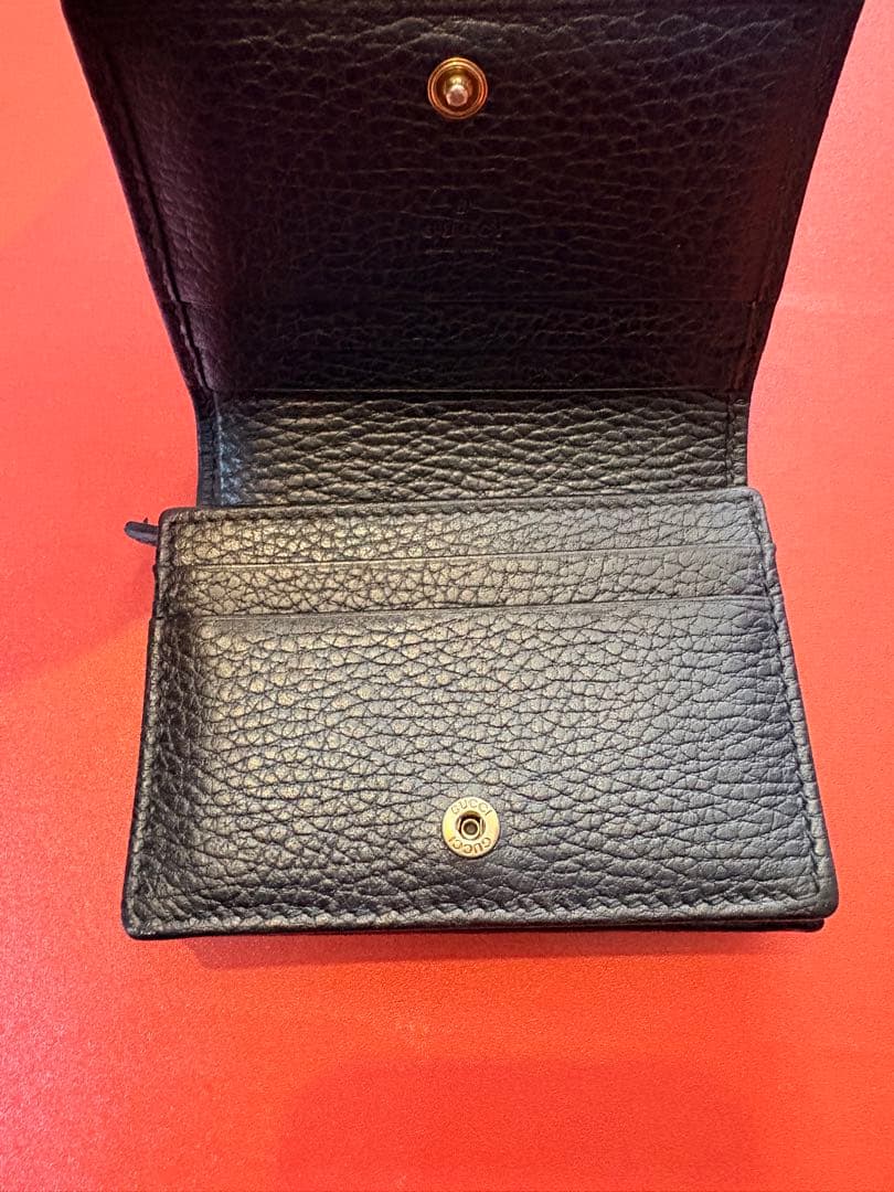 GUCCI 二つ折りミニウォレット