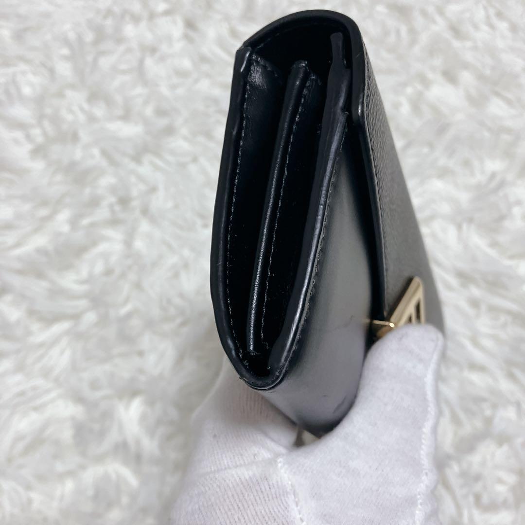 【美品】フェンディ 長財布 ダイアモンド コンチネンタル FFディテール