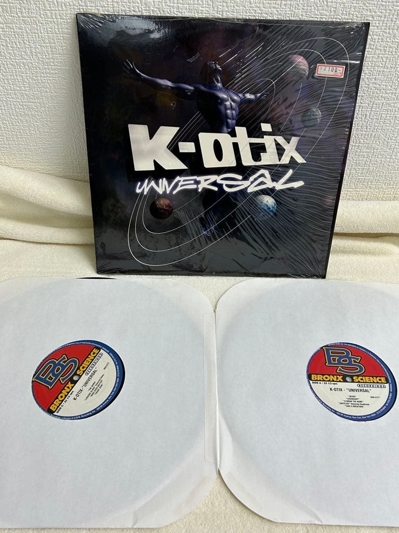K-Otix ・ UNIVERSAL/THE BLACK ALBUM 2タイトル