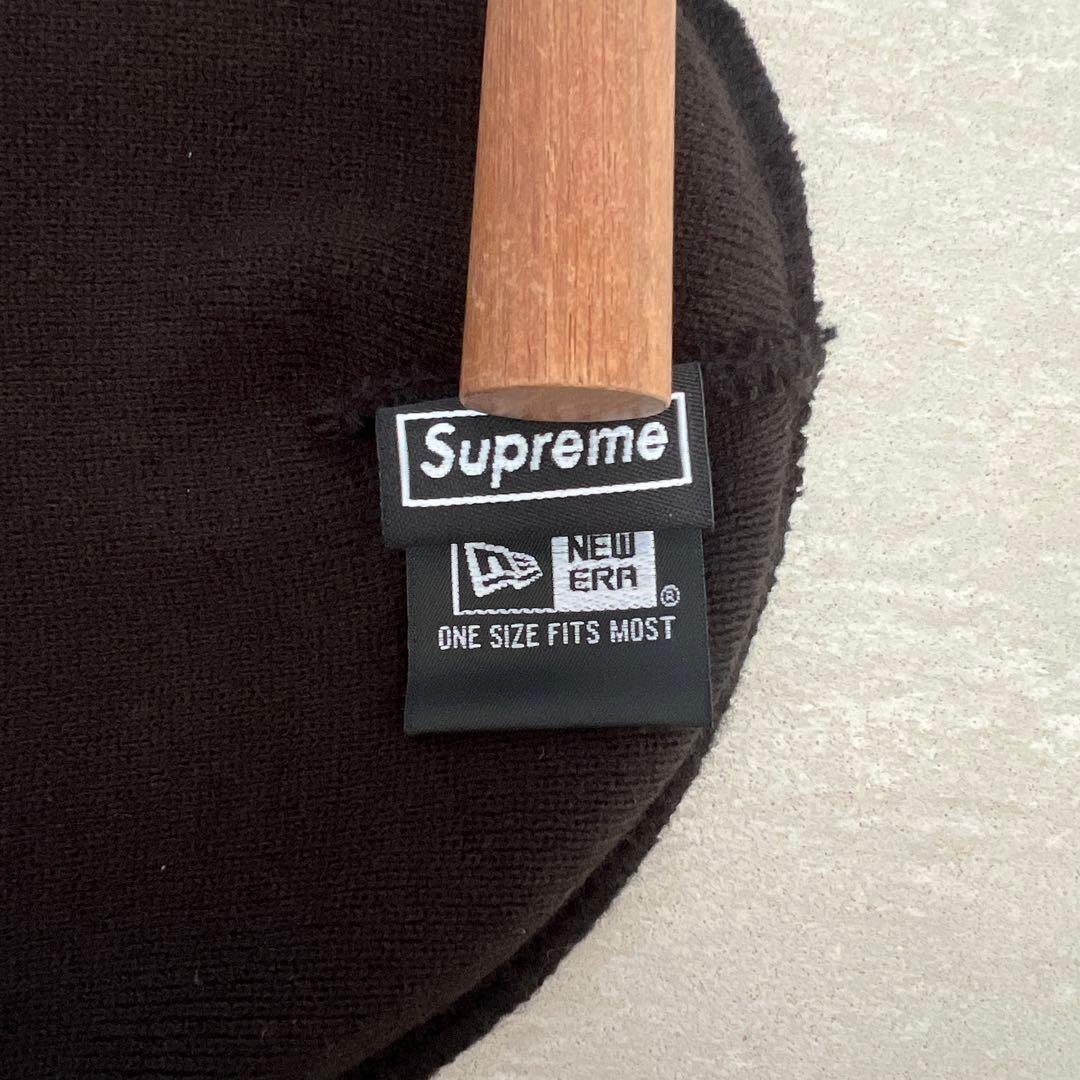 Supreme New Era® Blackletter ビーニー ブラック
