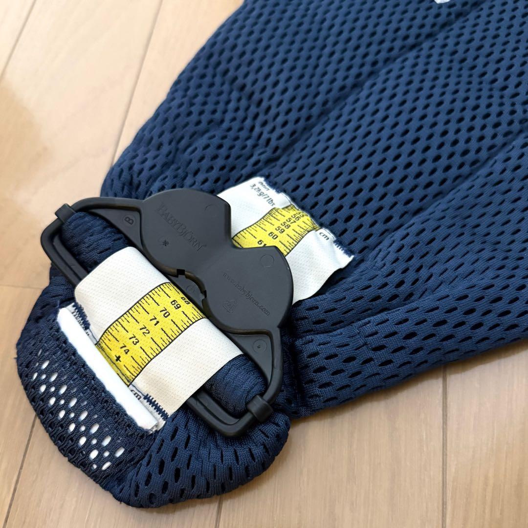 美品【BABY BJORN】 ベビーキャリアMINI メッシュ ネイビーブルー
