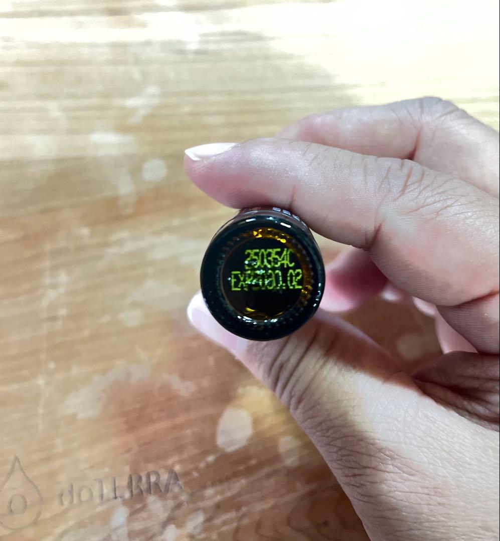 jackyドテラ　フランキンセンス タッチ 10ml