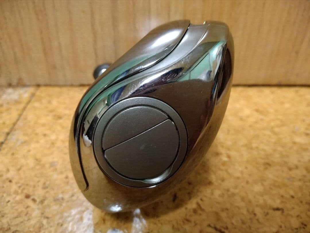 シマノ　初代アンタレス　RH221 左巻き　SHIMANO
