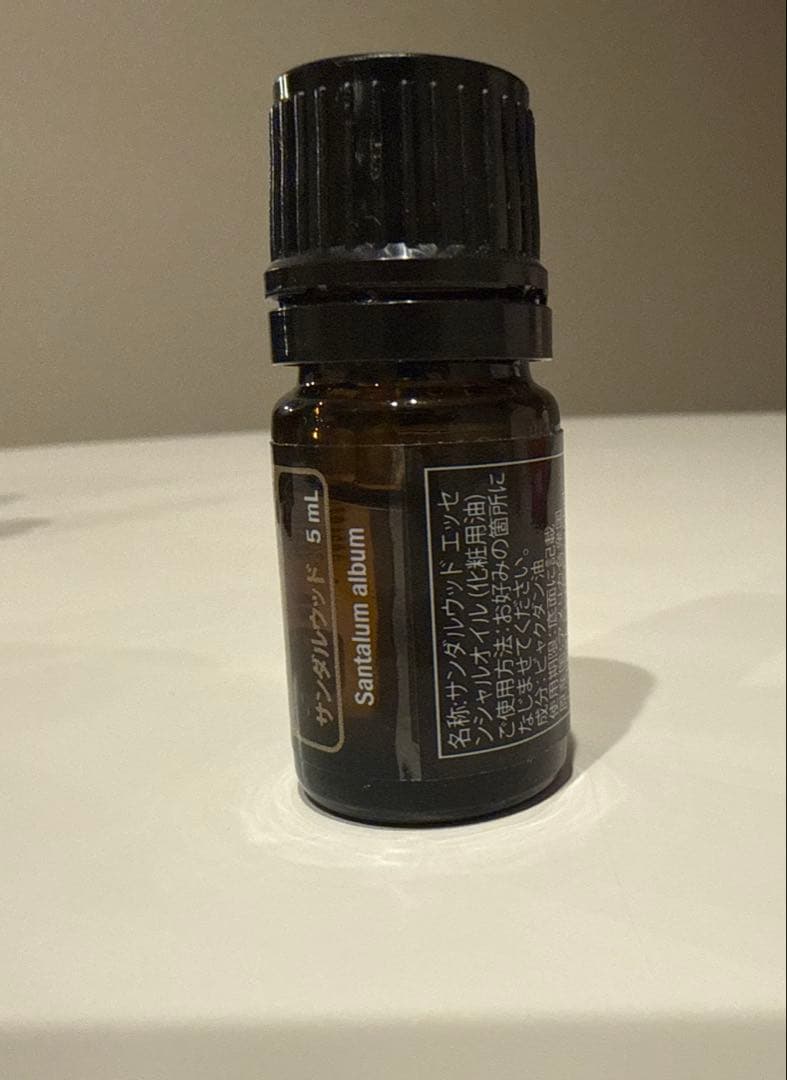 エッセンシャルオイル doTERRA Sandalwood 5ml