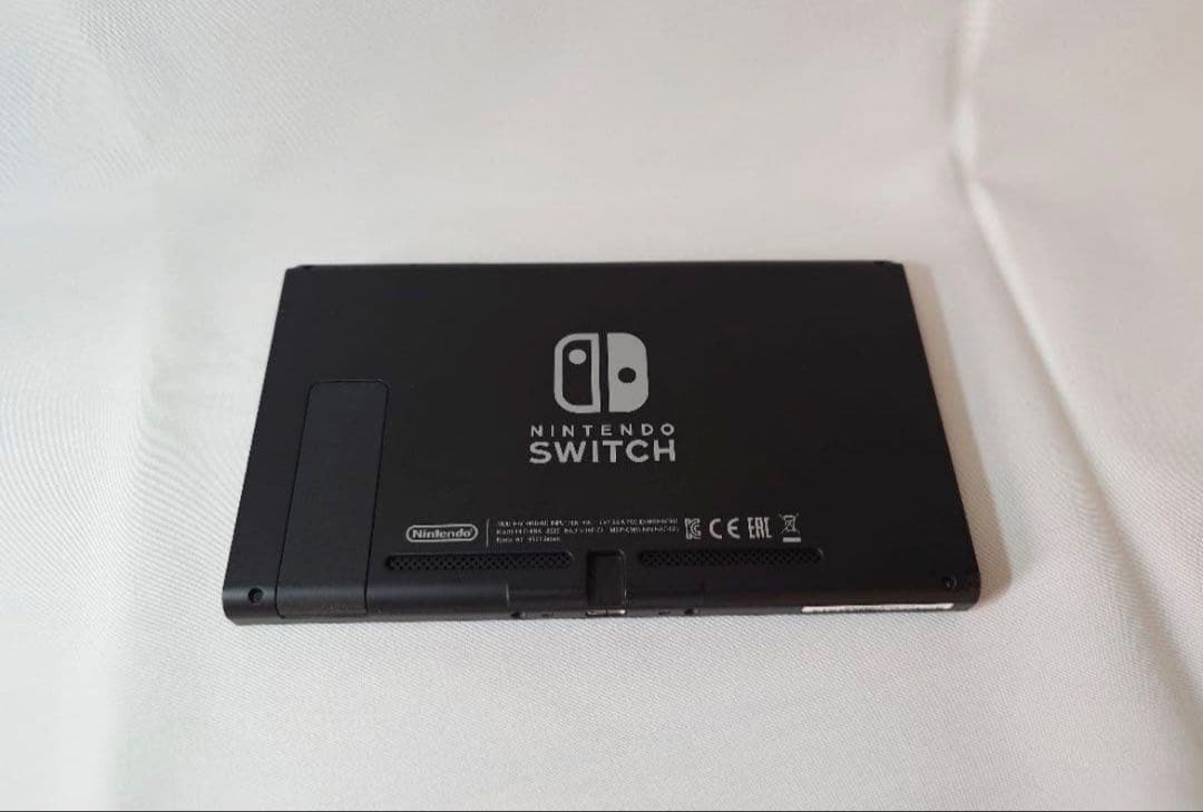 美品　Nintendo Switch 本体