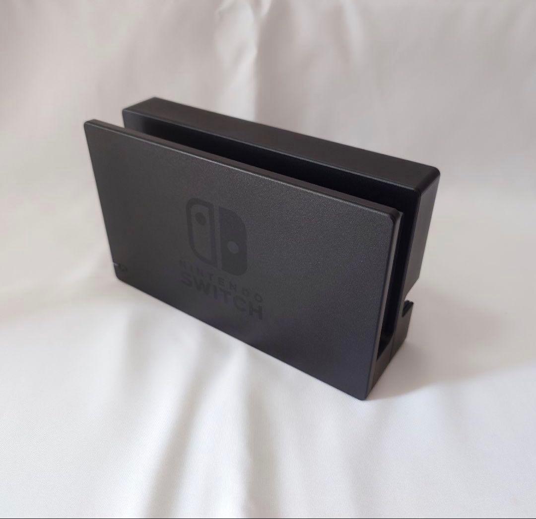 美品　Nintendo Switch 本体