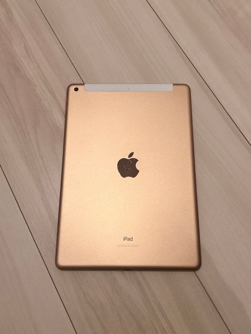 iPad 本体 ゴールド