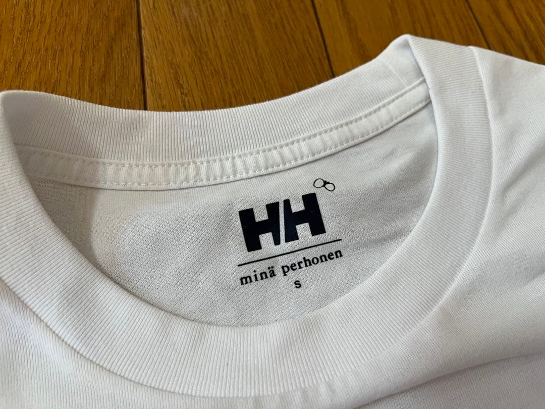 最終お値下げ！ミナペルホネン・Tシャツ・S・新品！