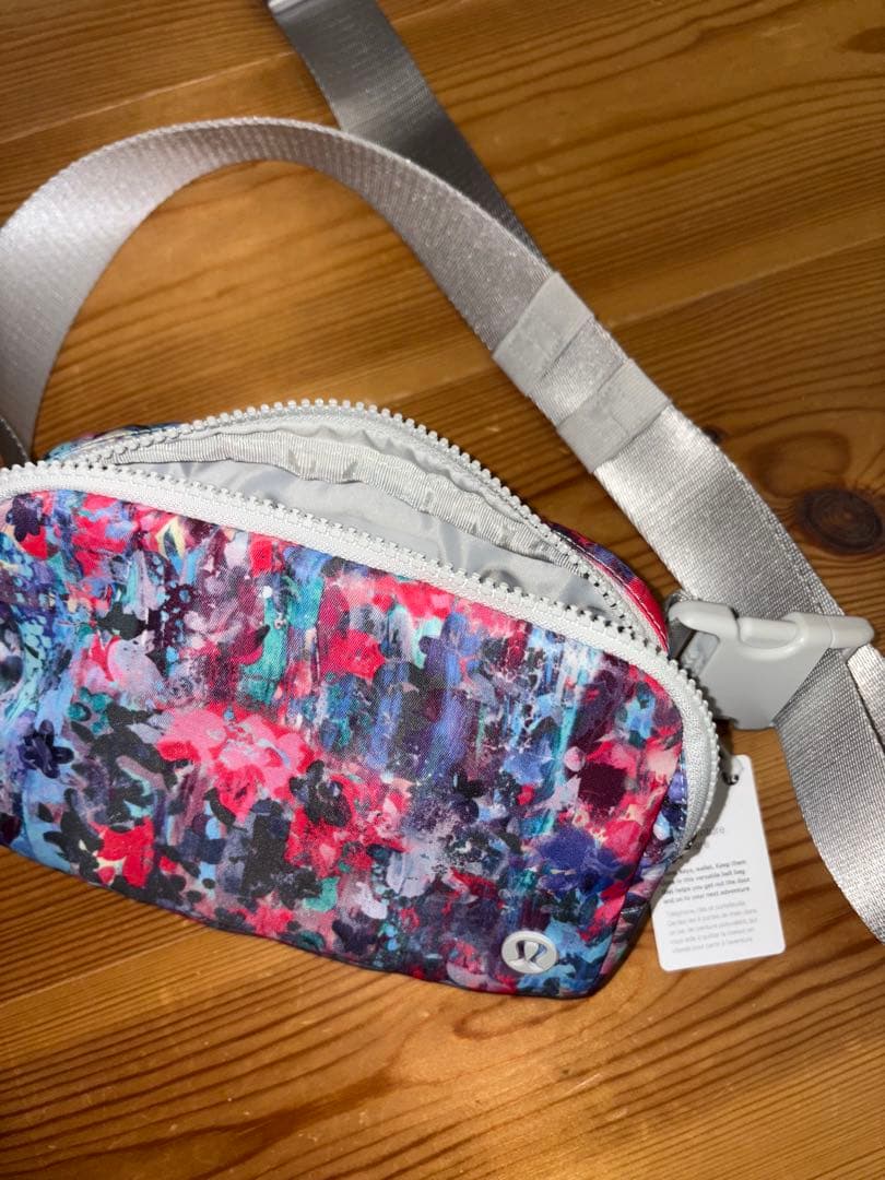 【新品未使用】 Lululemon Everywhere Belt Bag 1L