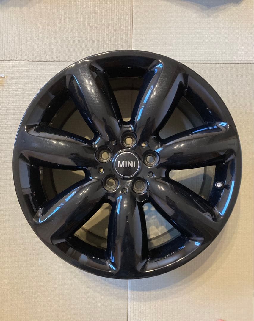 MINI F54 18インチ 8J +57 PCD112 黒 4本 ガリ傷なし