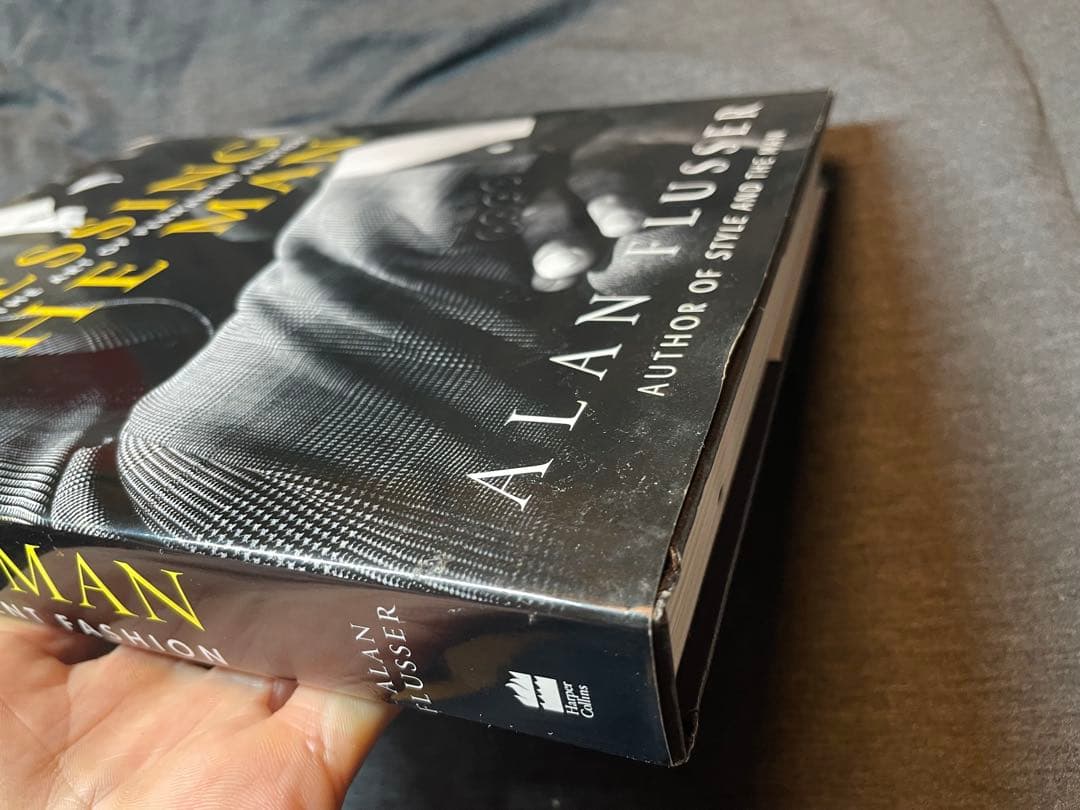 【名著】Dressing the Man / Alan Flusser（洋書）