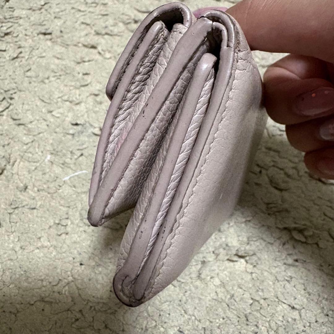 miu miu 三つ折り財布 ピンク