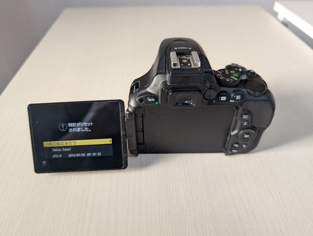 【美品】Nikon D5500 デジタル一眼レフカメラ 本体