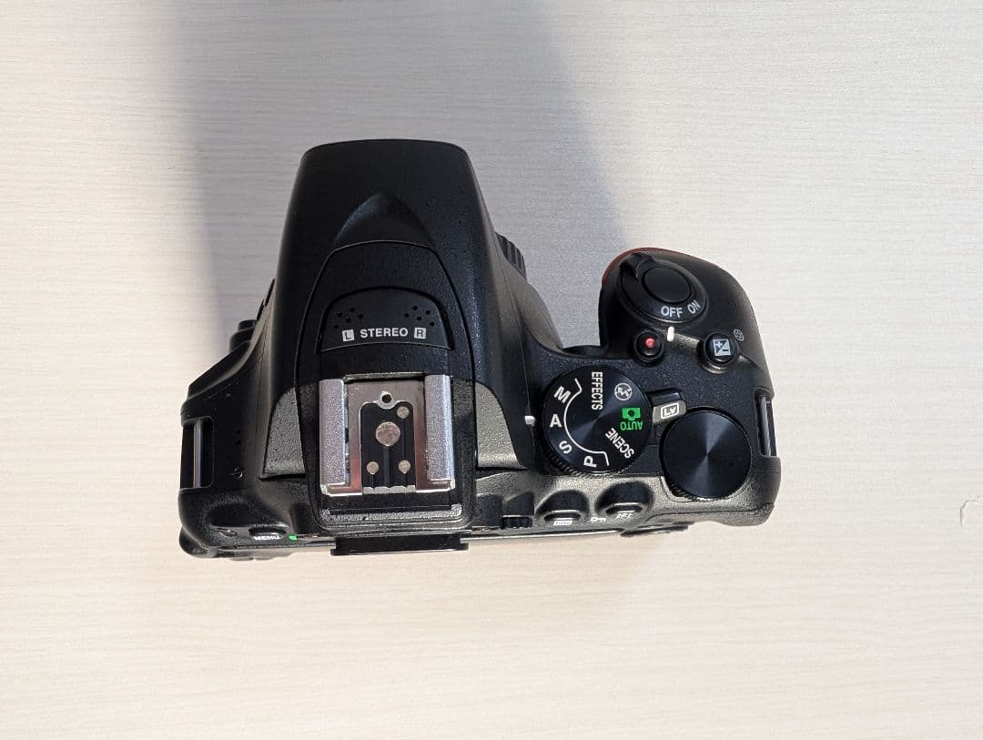 【美品】Nikon D5500 デジタル一眼レフカメラ 本体