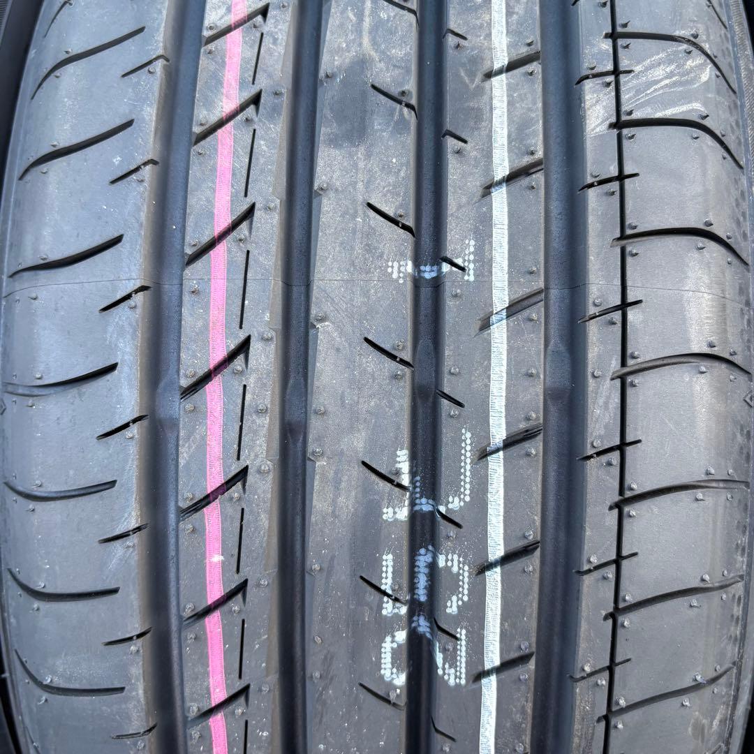未使用品　205/55R17 YOKOHAMA 4本　2022年製造