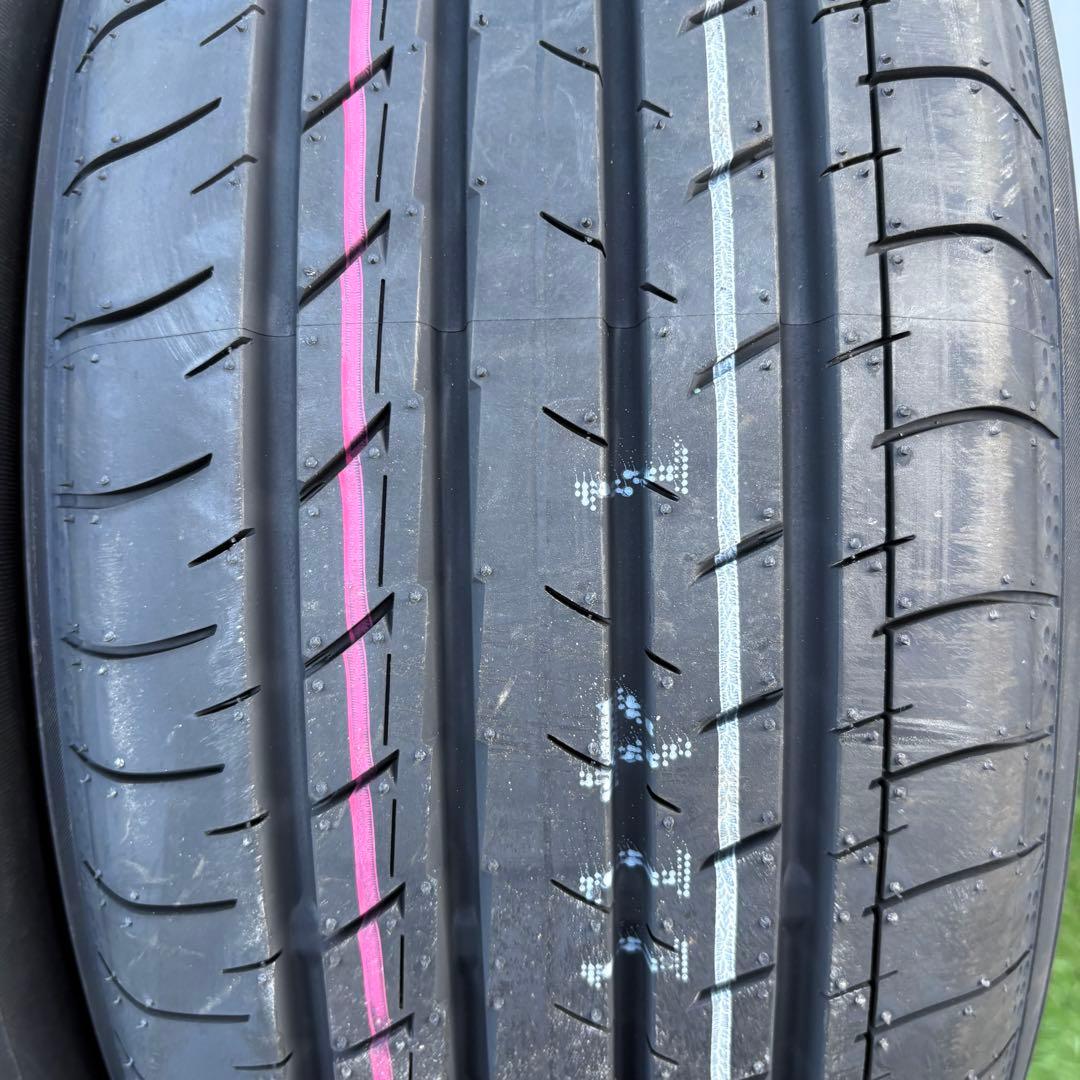 未使用品　205/55R17 YOKOHAMA 4本　2022年製造