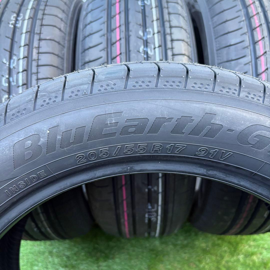 未使用品　205/55R17 YOKOHAMA 4本　2022年製造