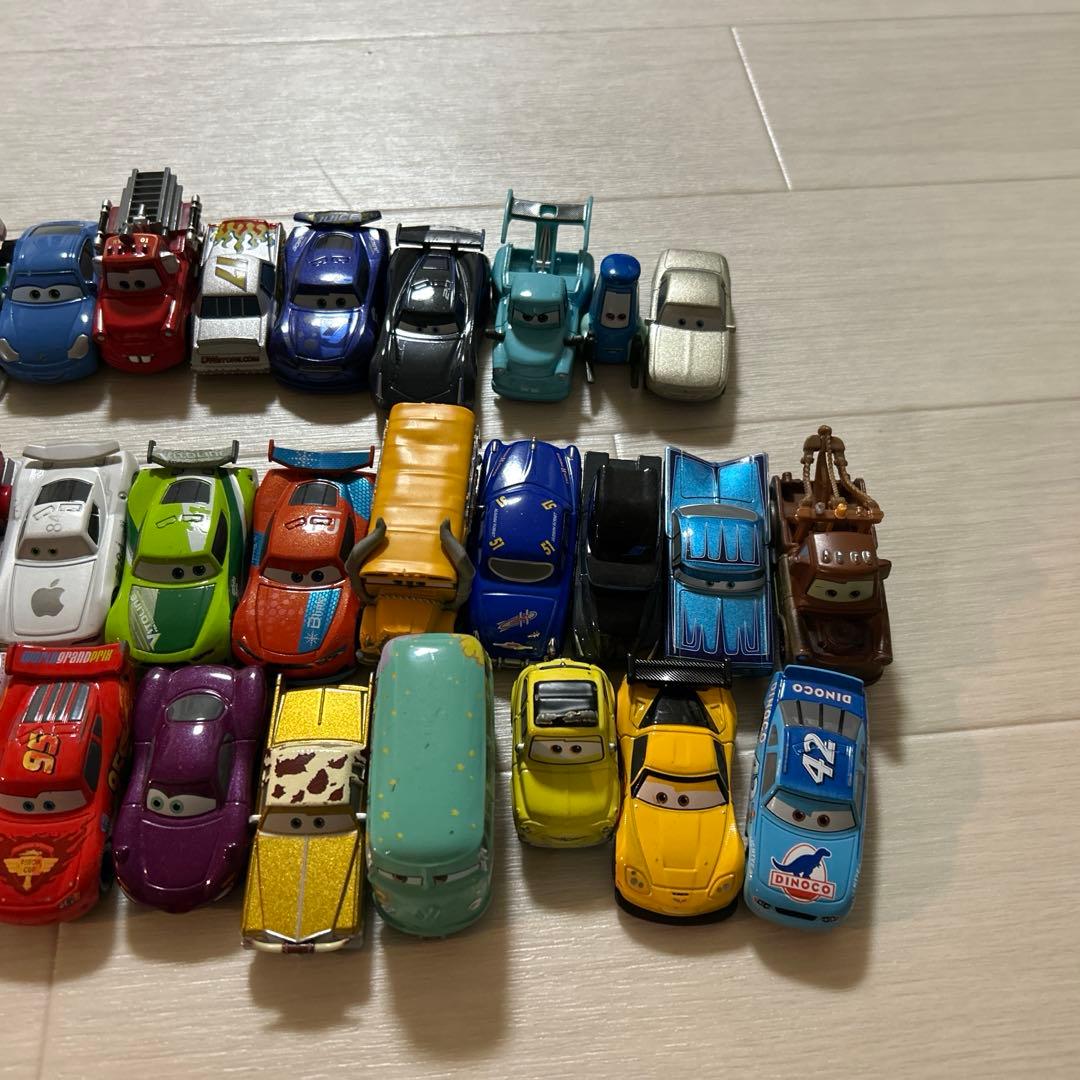 トミカ　カーズ セット