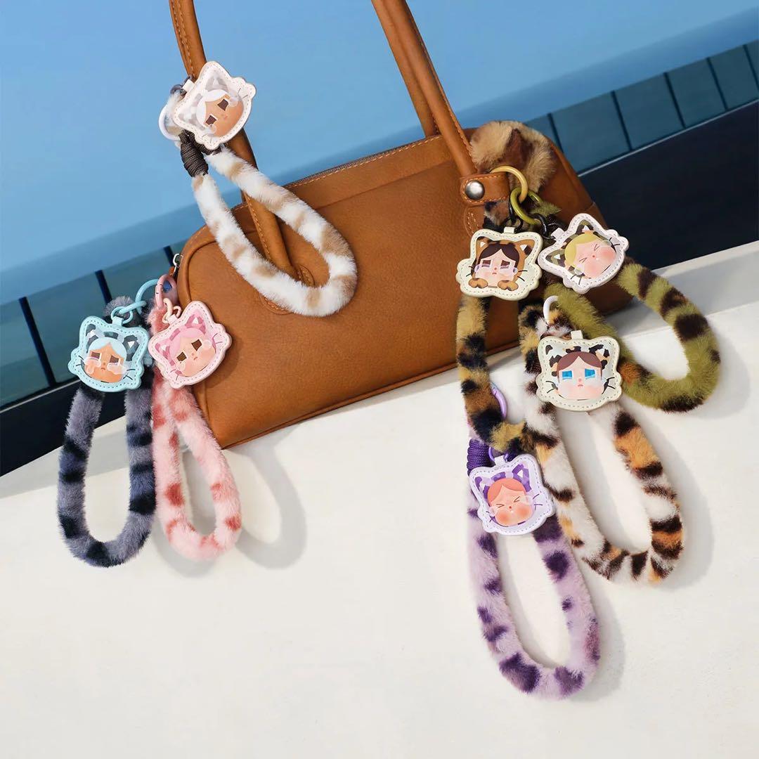 新品未開封 クライベイビー Wild but Cutie ストラップ